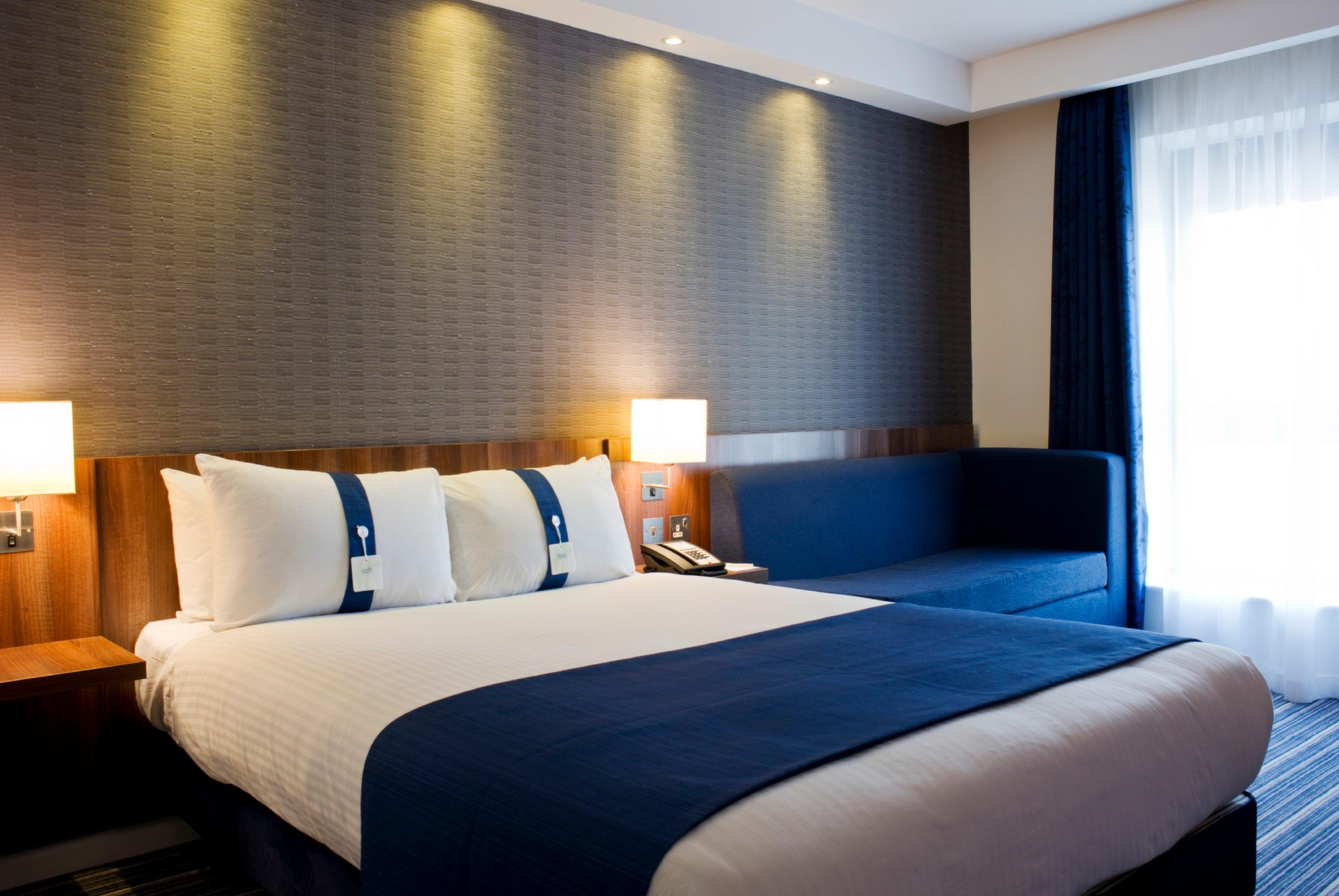 Holiday Inn Express Dunstable, An Ihg Hotel Екстер'єр фото