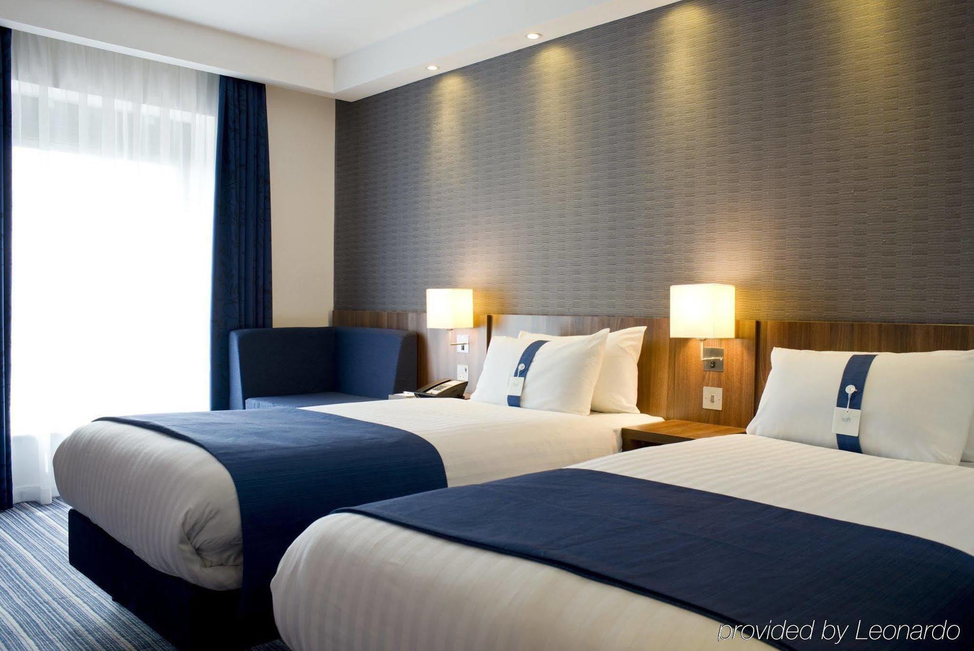 Holiday Inn Express Dunstable, An Ihg Hotel Номер фото
